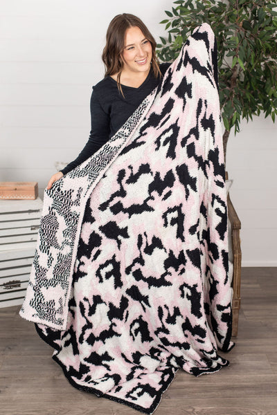 IN STOCK Plush and Fuzzy Blanket - Pink Camo FINAL SALE