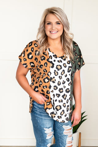 OUTLET - *Walk On The Wild Side Top In Leopard Stripes - Large