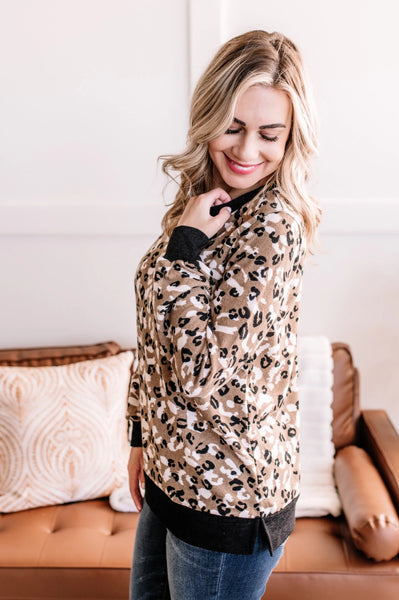 OUTLET Chasing Tail Knit Top In Animal Print