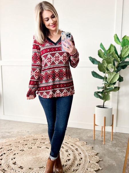 12.4 V Neck Sweater Knit Top In Red Snowflake