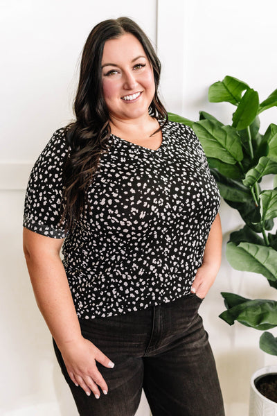 V Neck Pocket Top In Black & White Leopard